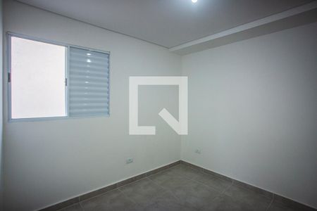 Quarto  de casa de condomínio para alugar com 2 quartos, 70m² em Parque Imperial, São Paulo