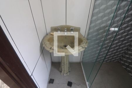 Casa à venda com 66m², 2 quartos e 1 vagaBanheiro