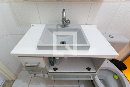 Casa à venda com 226m², 3 quartos e 2 vagasDetalhe banheiro