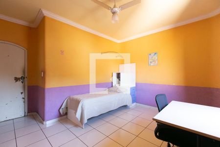 Casa à venda com 226m², 3 quartos e 2 vagasQuarto 2