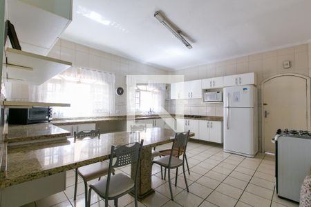 Casa à venda com 226m², 3 quartos e 2 vagasCozinha - Armários