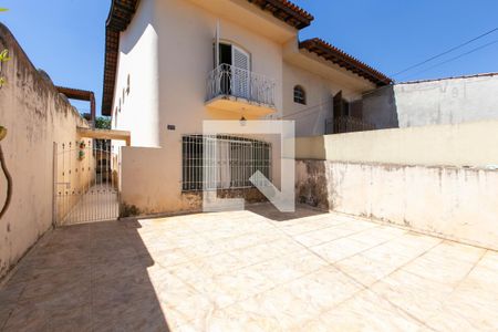 Casa à venda com 226m², 3 quartos e 2 vagasGaragem