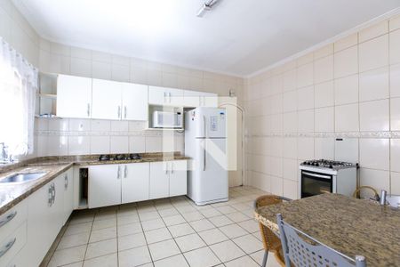 Casa à venda com 226m², 3 quartos e 2 vagasCozinha - Armários