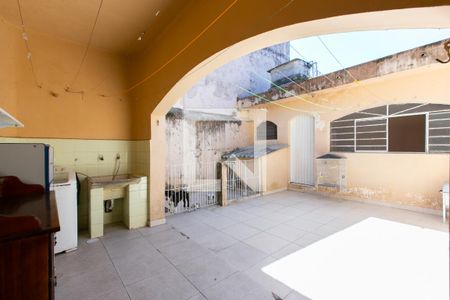 Casa à venda com 226m², 3 quartos e 2 vagasÁrea de Serviço