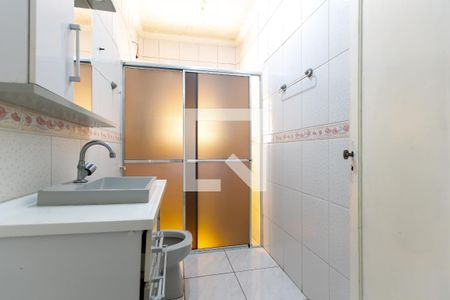 Casa à venda com 226m², 3 quartos e 2 vagasBanheiro da Suíte