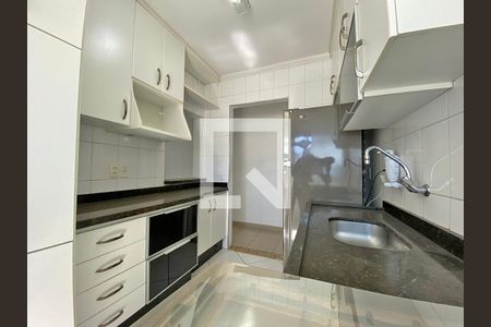 Apartamento para alugar com 67m², 3 quartos e sem vaga Apartamento para alugar com 67m², 3 quartos e sem vagaCozinha