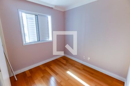 Quarto 1 de apartamento para alugar com 2 quartos, 76m² em Jardim Bom Tempo, Taboão da Serra