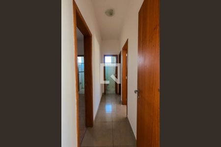 Corredor de apartamento à venda com 3 quartos, 80m² em Centro, Betim