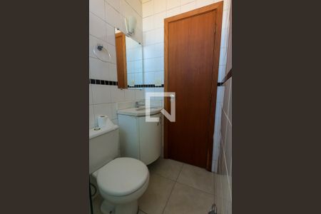 Banheiro da Suíte de apartamento à venda com 3 quartos, 80m² em Centro, Betim