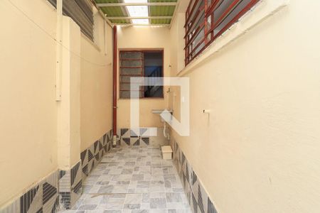Casa à venda com 200m², 4 quartos e 1 vagaÁrea de Serviço