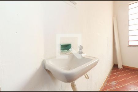 Casa à venda com 200m², 4 quartos e 1 vagaBanheiro de serviço