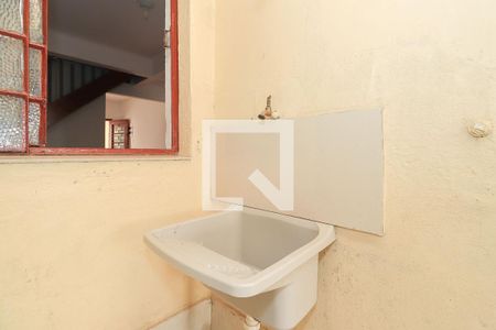 Casa à venda com 200m², 4 quartos e 1 vagaÁrea de Serviço