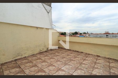 Casa à venda com 200m², 4 quartos e 1 vagaVaranda do quarto 3