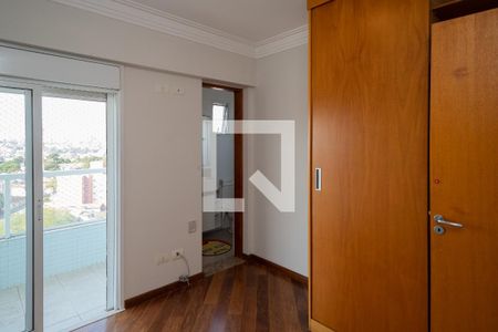 Apartamento à venda com 140m², 3 quartos e 2 vagasSuíte 2