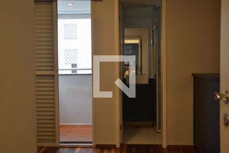 Suíte de apartamento para alugar com 2 quartos, 60m² em Vila Anglo Brasileira, São Paulo
