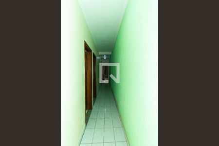 Casa à venda com 200m², 3 quartos e 5 vagasCorredor