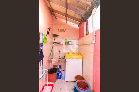 Casa à venda com 200m², 3 quartos e 5 vagasÁrea de Serviço