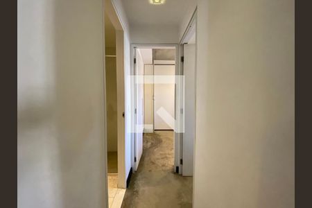 Apartamento à venda com 70m², 2 quartos e 2 vagasCorredor