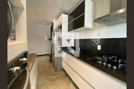 Apartamento à venda com 70m², 2 quartos e 2 vagasCozinha