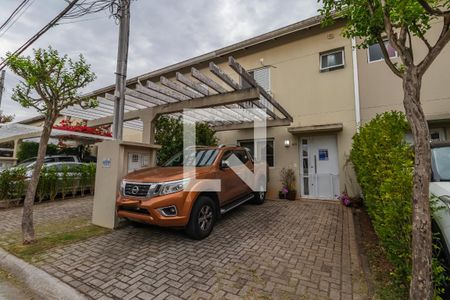Casa de condomínio à venda com 100m², 3 quartos e 2 vagasFachada