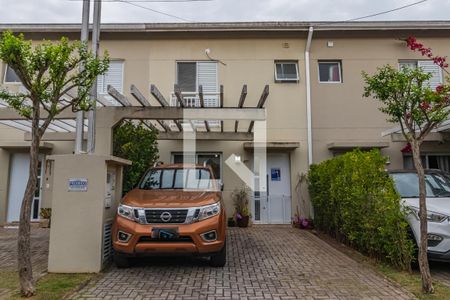 Casa de condomínio à venda com 100m², 3 quartos e 2 vagasFachada