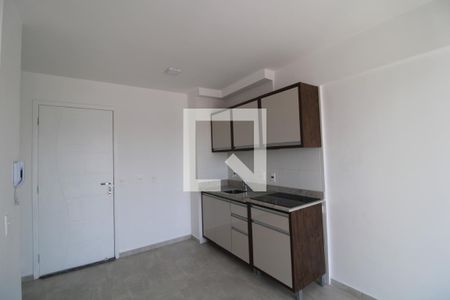 Cozinha de apartamento para alugar com 1 quarto, 34m² em Socorro, São Paulo