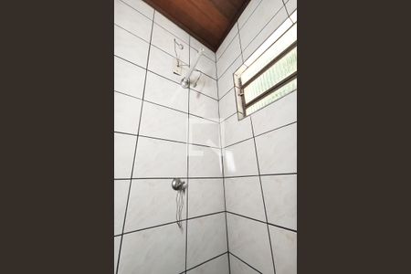 Casa para alugar com 82m², 4 quartos e 1 vaga Casa para alugar com 82m², 4 quartos e 1 vagaBanheiro 2