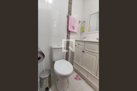 Casa para alugar com 96m², 3 quartos e 2 vagasBanheiro 2