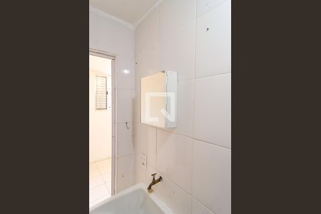 Banheiro Social de kitnet/studio para alugar com 1 quarto, 15m² em Vila Clementino, São Paulo