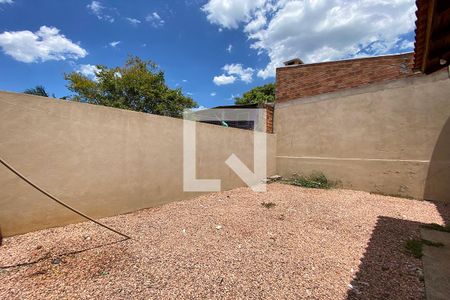 Casa para alugar com 68m², 2 quartos e 1 vagaÁrea externa