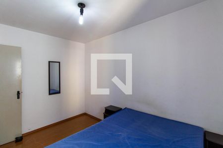 Quarto 1 de apartamento para alugar com 2 quartos, 49m² em Vila Marieta, São Paulo