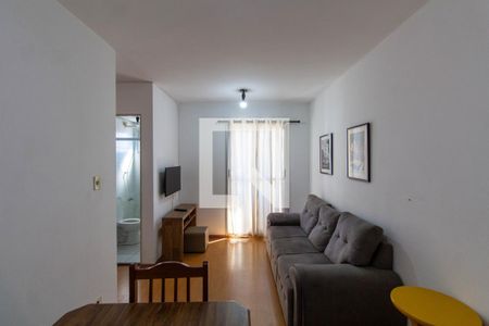 Sala de apartamento para alugar com 2 quartos, 49m² em Vila Marieta, São Paulo
