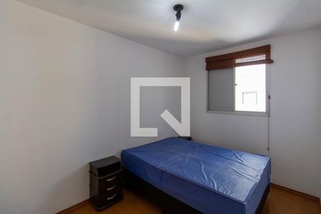 Quarto 1 de apartamento para alugar com 2 quartos, 49m² em Vila Marieta, São Paulo