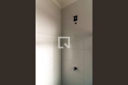 Banheiro de casa para alugar com 1 quarto, 40m² em Parque Peruche, São Paulo