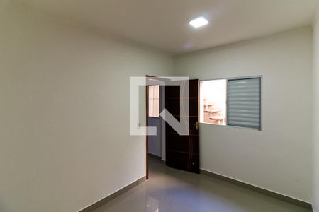 Quarto de casa para alugar com 1 quarto, 40m² em Parque Peruche, São Paulo