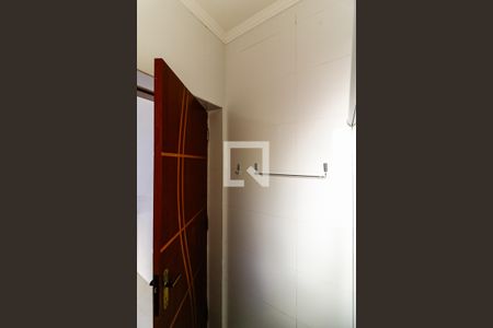 Banheiro de casa para alugar com 1 quarto, 40m² em Parque Peruche, São Paulo