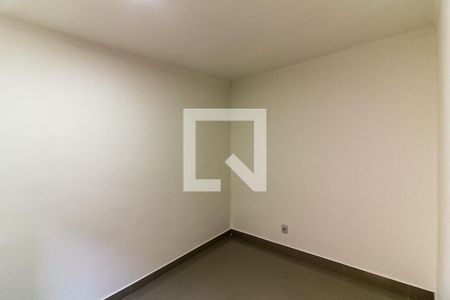 Quarto de casa para alugar com 1 quarto, 40m² em Parque Peruche, São Paulo