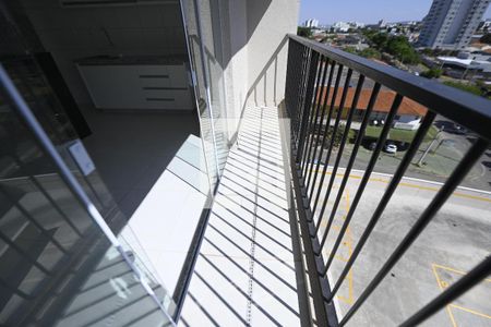 Varanda de apartamento para alugar com 3 quartos, 76m² em Parque Amazonia, Goiânia