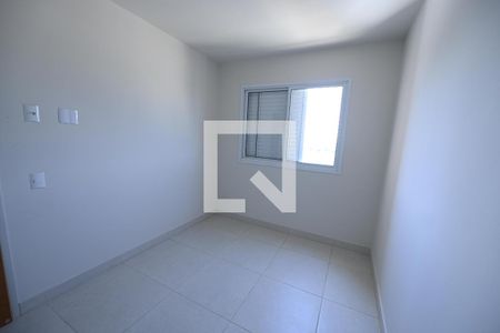 Quarto 1 de apartamento para alugar com 3 quartos, 76m² em Parque Amazonia, Goiânia