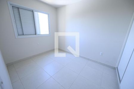 Quarto 1 de apartamento para alugar com 3 quartos, 76m² em Parque Amazonia, Goiânia