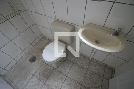 Banheiro de casa para alugar com 1 quarto, 55m² em Vila Prudente, São Paulo