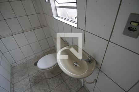 Banheiro de casa para alugar com 1 quarto, 55m² em Vila Prudente, São Paulo