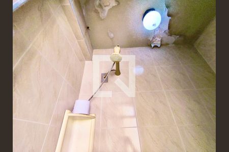 Apartamento à venda com 107m², 4 quartos e sem vaga Apartamento à venda com 107m², 4 quartos e sem vagaBanheiro de Serviço