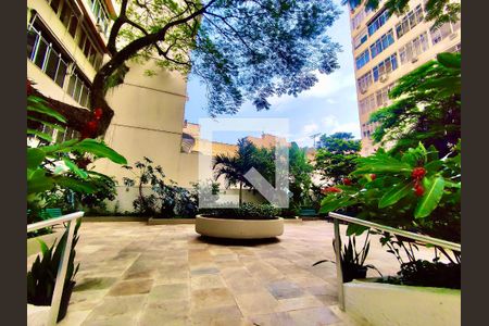 Apartamento à venda com 107m², 4 quartos e sem vaga Apartamento à venda com 107m², 4 quartos e sem vagaÁrea comum