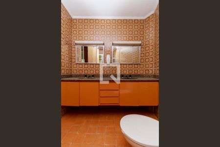 Casa para alugar com 250m², 3 quartos e 4 vagasBanheiro