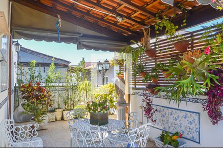 Apartamento à venda com 170m², 3 quartos e 3 vagasVaranda da Sala de Lareira