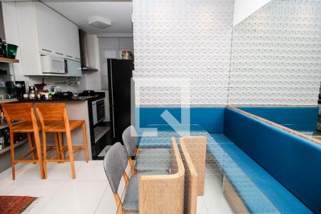 Sala de apartamento à venda com 2 quartos, 56m² em Santo Antônio, Belo Horizonte