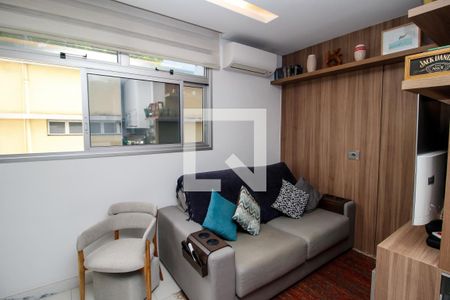 Sala de apartamento à venda com 2 quartos, 56m² em Santo Antônio, Belo Horizonte