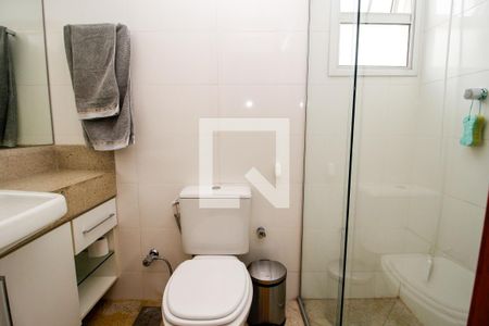 Apartamento à venda com 56m², 2 quartos e 2 vagasBanheiro Social
