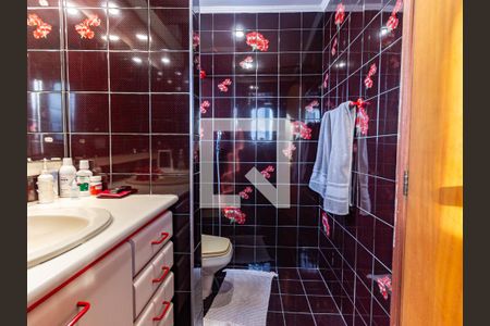 Apartamento à venda com 250m², 4 quartos e 3 vagasBanheiro da Suíte 3